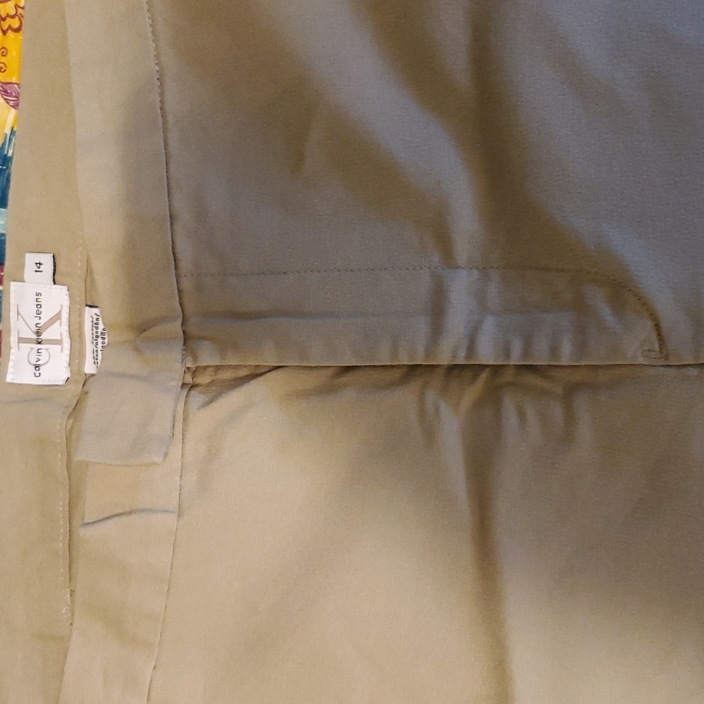 New Calvin Klein Jeans Capri Pants, Tan, 14 - Picture 9 of 9